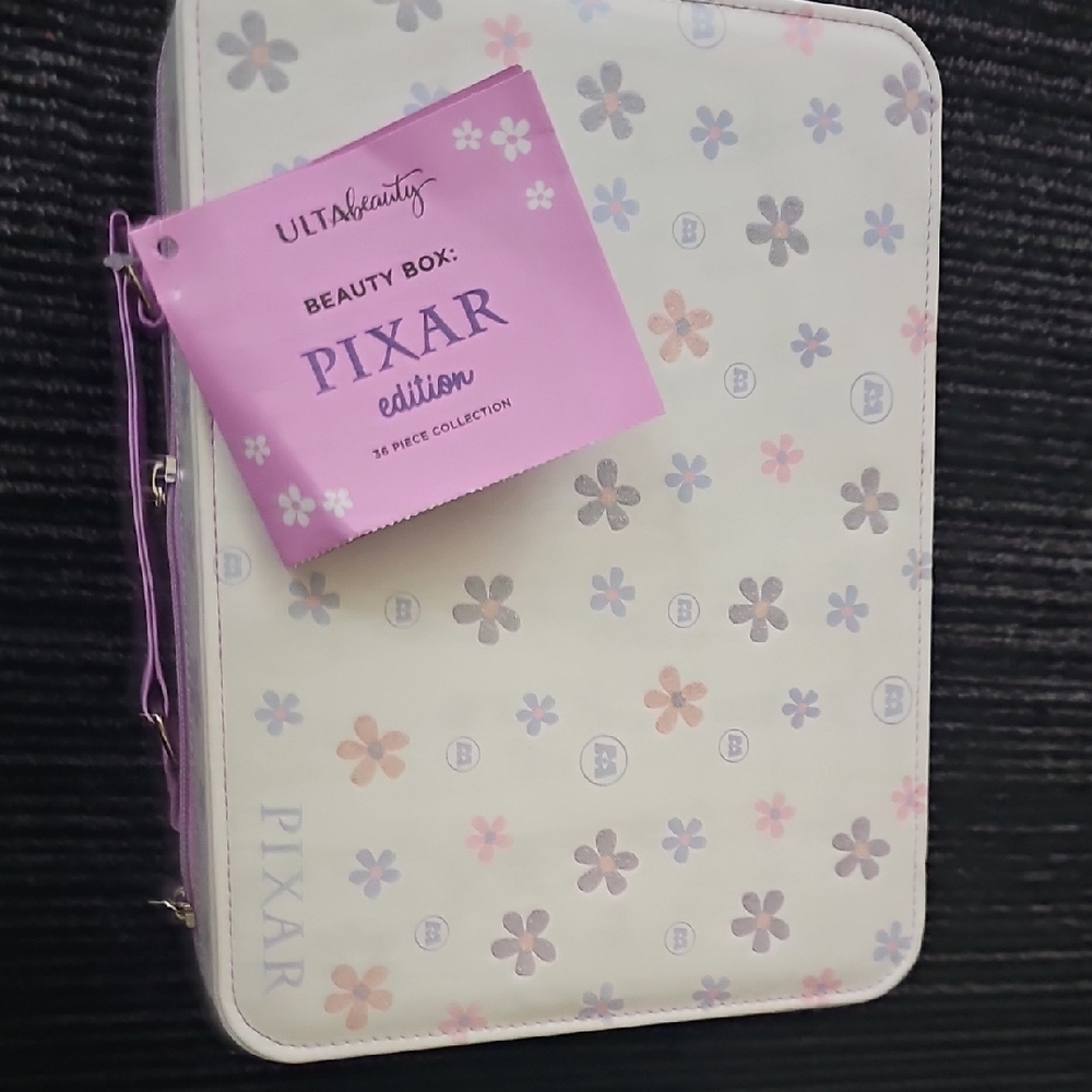 Ulta Beauty Pixar Monster's Inc. Makeup Set & Case - Picture 5 of 6